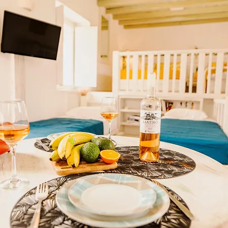 Opus * Agios Stefanos (Mykonos)